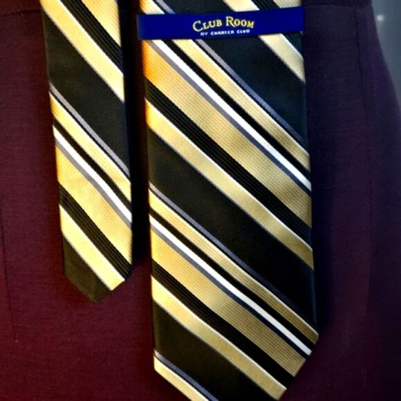 NWT Club Room By Charter Club Elegant Black and Gold Diagonal Tie - Picture 3 of 8